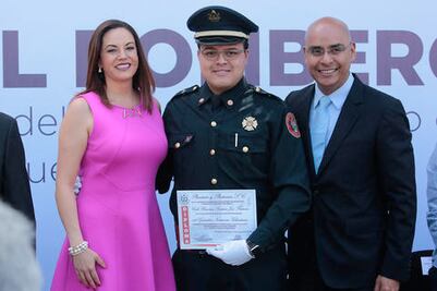 Celebran el 67 aniversario de bomberos voluntarios