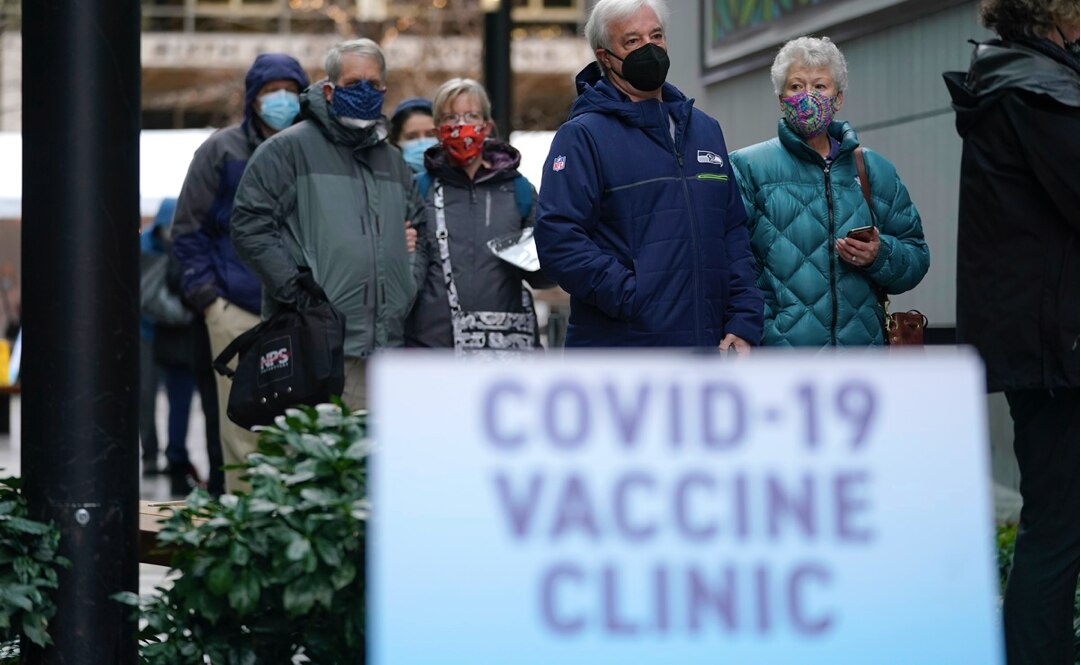 Vacunas de Moderna y Pfizer, menos eficaces contra las nuevas variantes del Covid: estudio