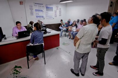 Finanzas busca cobrar a autos con placas de otros estados