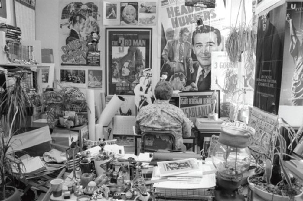 Recrean memorias de un  crítico brillante