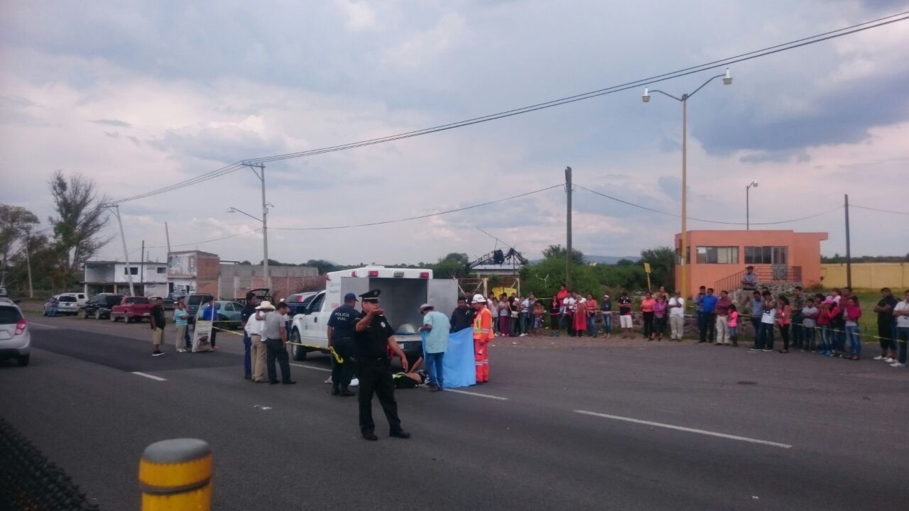 Atropellan a joven en la carretera libre a Celaya