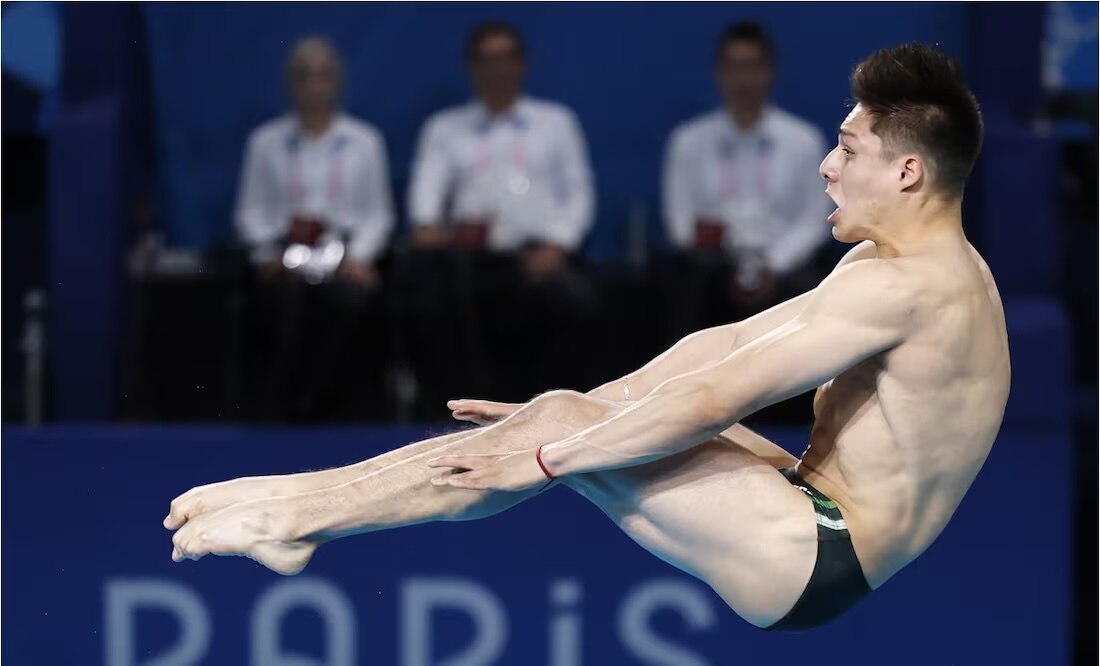 Osmar Olvera brilla en el trampolín y consigue medalla de bronce para México en París 2024