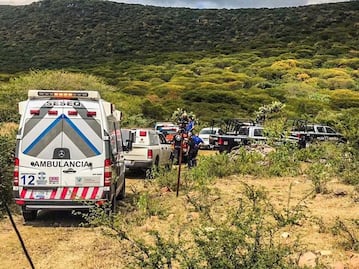 Fallecen 2 personas al caer avioneta en zona de El Marqués