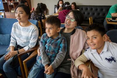 Coreanos prefieren trabajar que ver un partido de futbol
