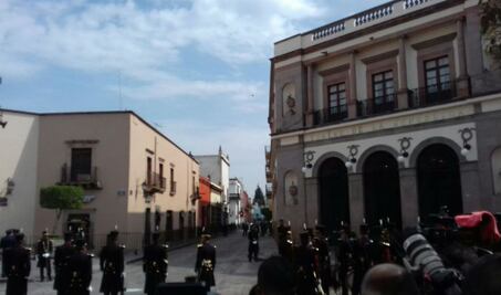 Reporte en vivo desde el Teatro de la República 