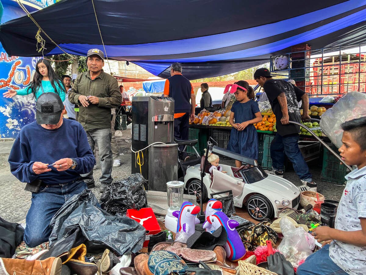 Regresan vendedores foráneos a Cadereyta
