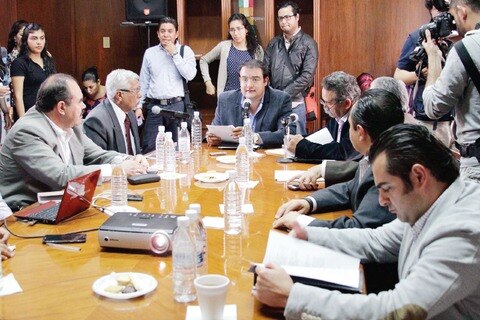 Solicitan pruebas contra ómbudsman