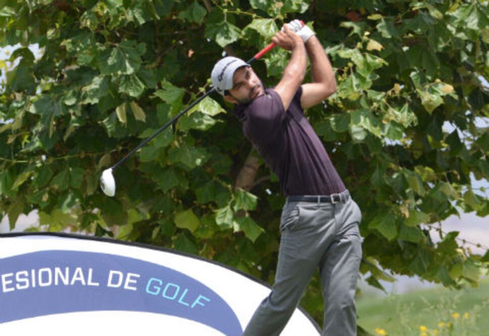 Destacan queretanos en Gira de Golf en SLP