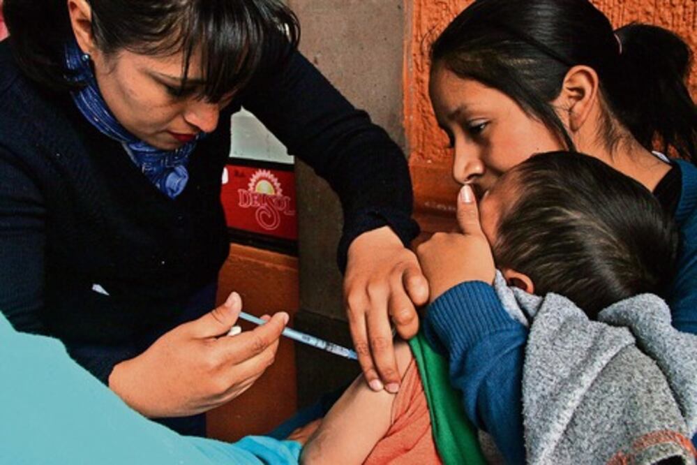 Inicia primera Semana Nacional de Vacunación