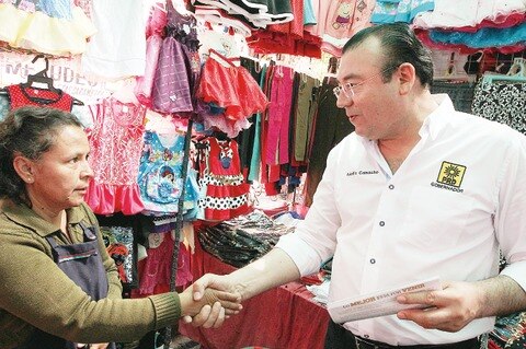 Visita Adolfo Camacho el Escobedo