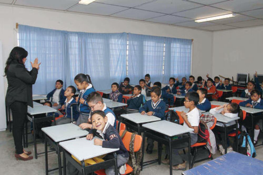 Maestros del SNTE trabajan sin salario