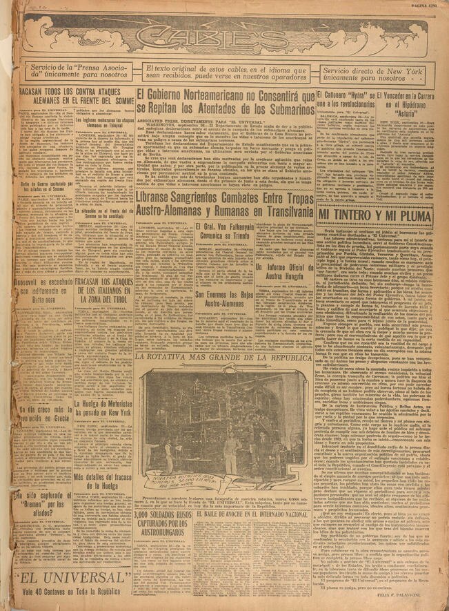 Algunas de las máquinas del periódico en sus primeros años. La Goss, con la que nació EL UNIVERSAL en 1916 y que hoy se exhibe en el Palacio de San Lázaro (derecha), sirvió para imprimir el primer ejemplar de la Constitución Mexicana de 1917 (LUCÍA GODÍN)