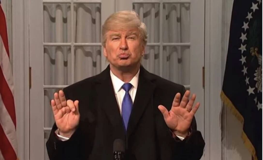 El actor Alec Baldwin imita al presidente Donald Trump. Foto: Archivo