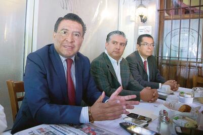 Morena busca más curules en el Congreso