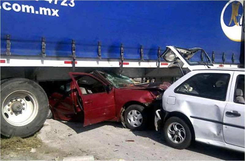 Trágico accidente en la autopista a México
