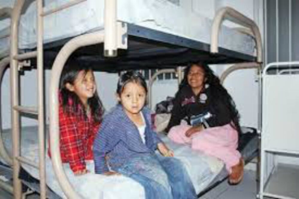 10 mil queretanos en albergues