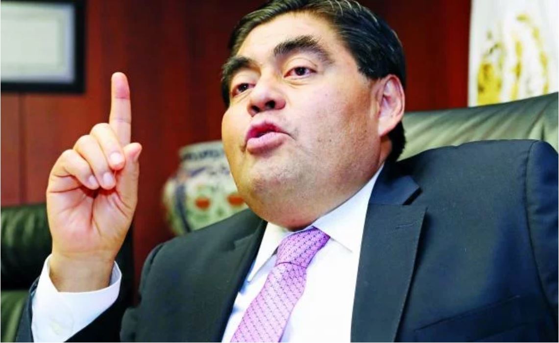 Barbosa pide investigar votación de magistrados del Tribunal Electoral