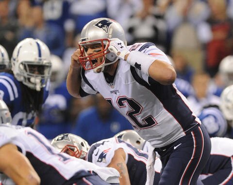 Brady repite la dosis a los Colts