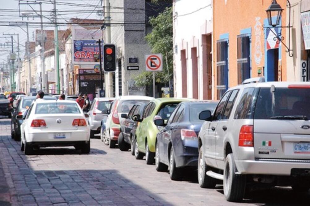 Analizan estacionamiento exclusivo en el Centro