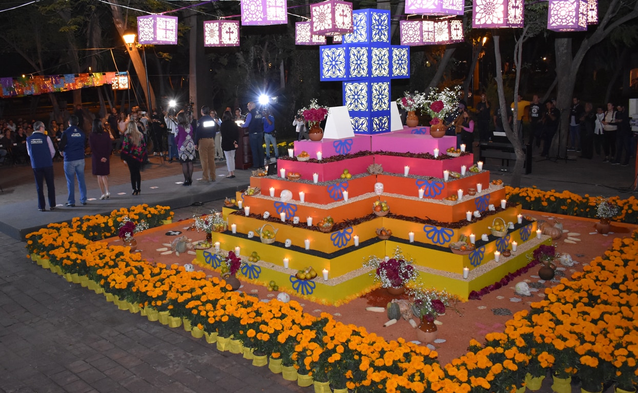 La festividad del Día de Muertos se representará por primera vez en el municipio de Querétaro con un festival que reunirá la gastronomía típica local y un desfile llamado “La historia y sus Calacas” (ESPECIAL)