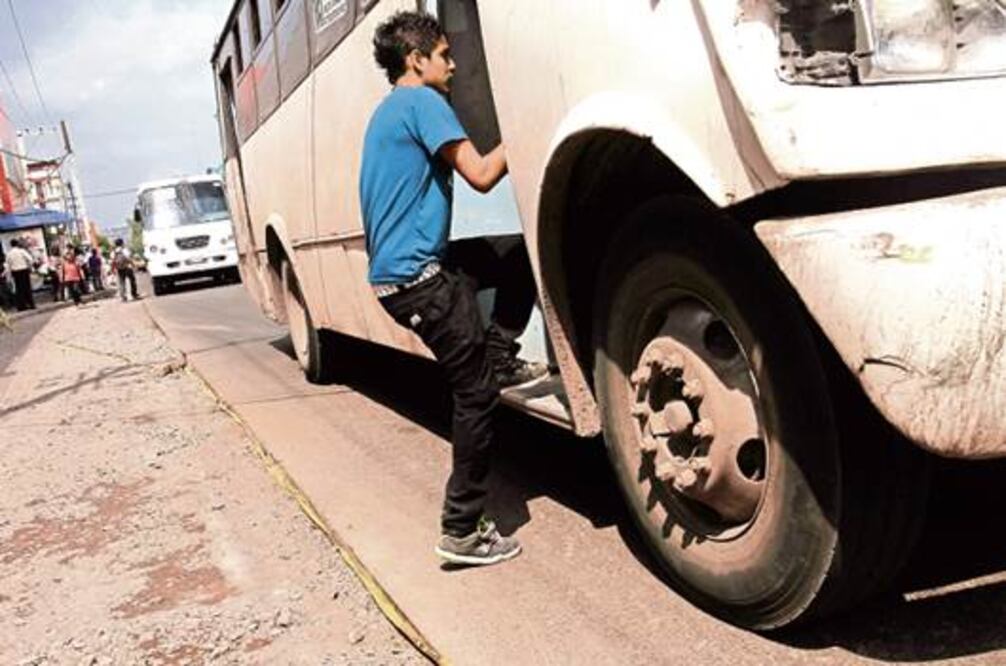 Reportan alza en multas a transporte