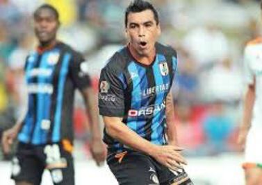 “Me voy triste”: Esteban Paredes