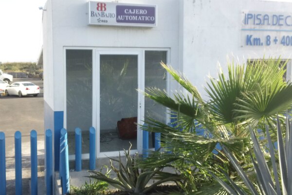 Roban cajero automático en Balvanera