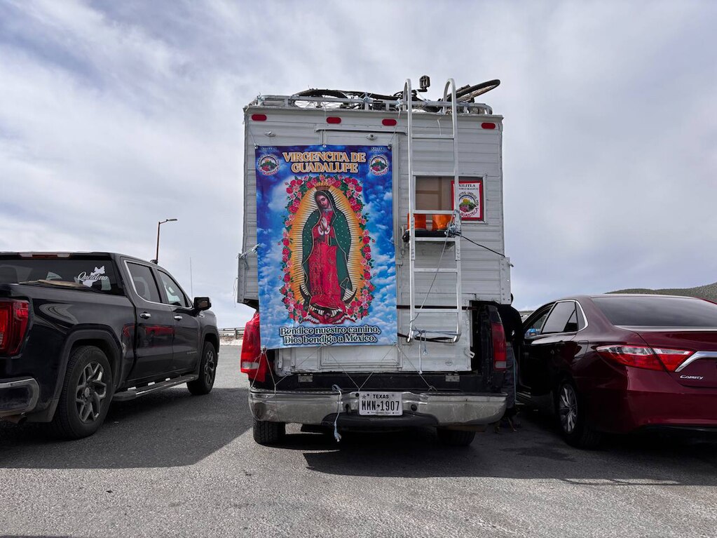 Caravana migrante. Algarabía por el regreso de paisanos a la Sierra Gorda