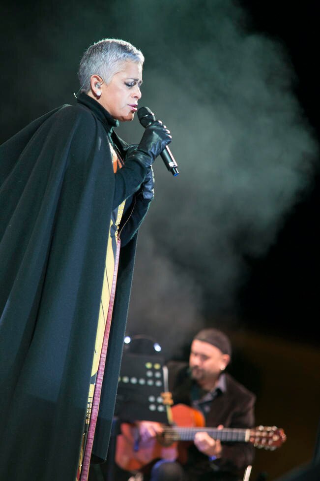 Eugenia León y Oceransky cierran el Trovafest