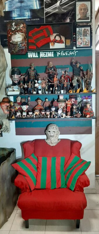 William Nezme comparte su colección de monstruos 