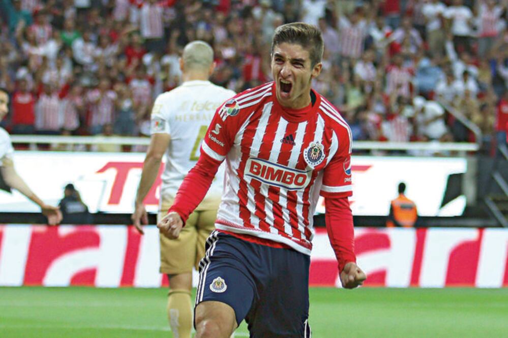 El volante derecho del Rebaño, Isaac Brizuela, es una de las armas de Almeyda para hacer daño a los auriazules (SANDRA BAUTISTA. IMAGO7)