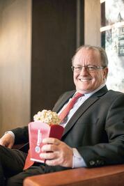 “Nuestra meta es adquirir tres cadenas”