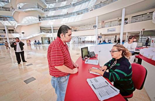 Priísta critica carga fiscal