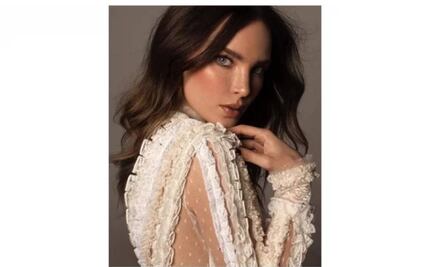 Belinda luce su sonrisa con brackets