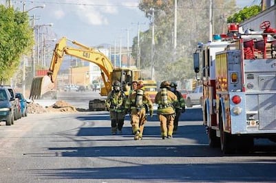 Advierten riesgo por excavaciones