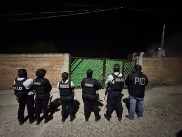 Se aseguran armas y se recupera vehículo con reporte de robo en El Nabo