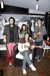 Kiss My Jazz abre su corazón