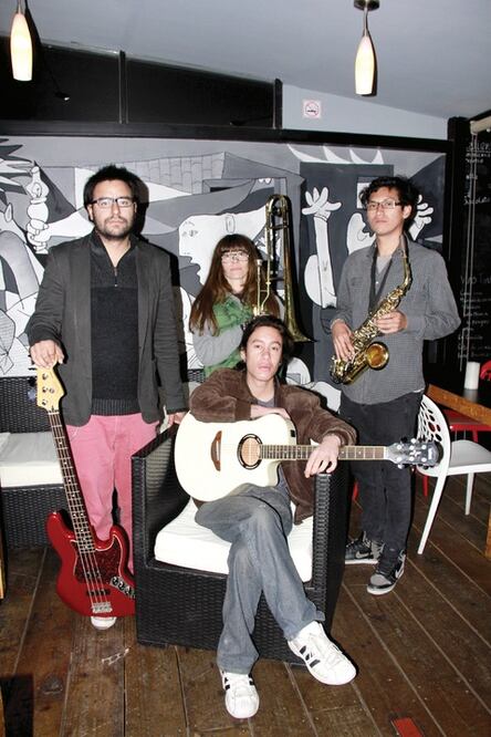 Kiss My Jazz abre su corazón