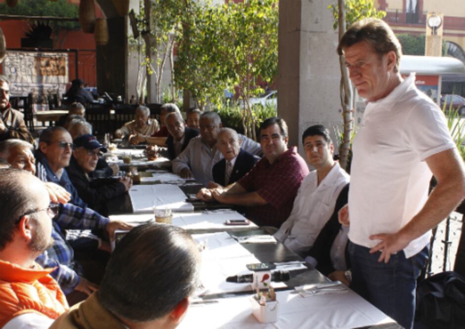 Marco Marchi se reúne con Ex Gallos