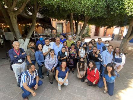 Esta exposición en Querétaro muestra las fotos de periodistas haciendo su chamba