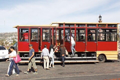 Sube 35% demanda de Tranvía Turístico
