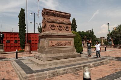 Sigue embellecimiento del Panteón de los Ilustres  