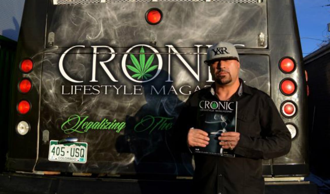 Actualmente, seis años después de la legalización de la marihuana en Colorado, para Joel Camarena han quedado muy atrás los años de ilegalidad, detenciones y cárcel (SALVADOR SIERRA)