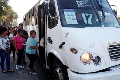 Buscan autobuses rosas para mujeres   