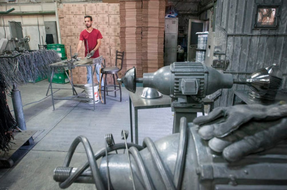 Los recursos que se otorgarán a los pequeños comerciantes fueron proporcionados por el gobierno estatal, Nacional Financiera (Nafin) y el Instituto Nacional del Emprendedor (Foto: RICARDO LUGO. EL UNIVERSAL)