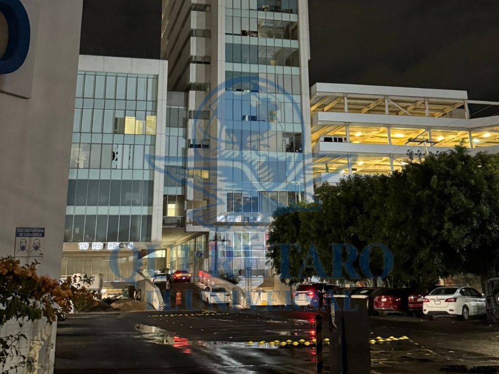 Mujer fallece tras lanzarse desde el quinto piso de un hospital en Querétaro