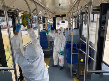 Buscan más higiene en transporte público