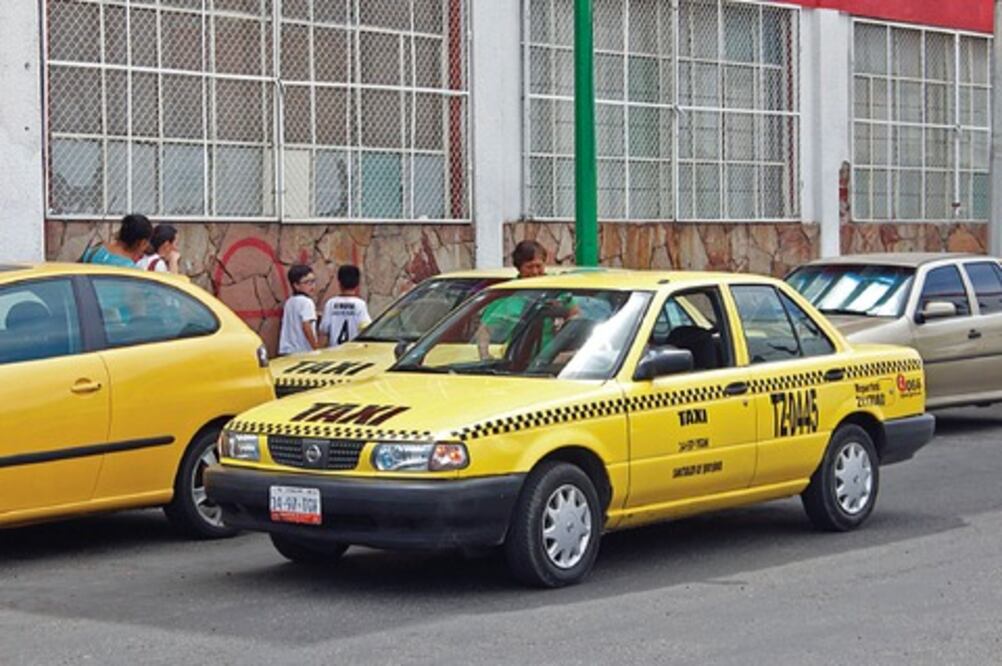 Refuerzan taxi seguro con 300 unidades 