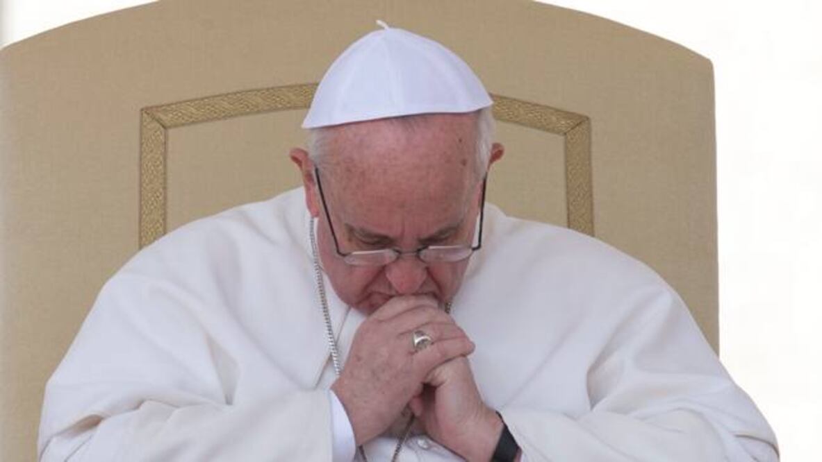 El Papa bendice la 'maglia rosa'