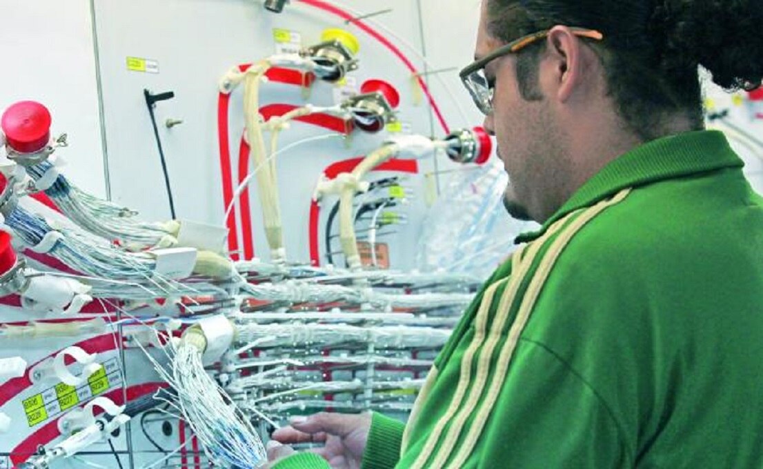 Actividad industrial crece 0.3% en agosto